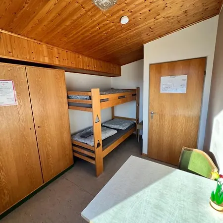 Oda ve Kahvaltı Am Bootshaus *